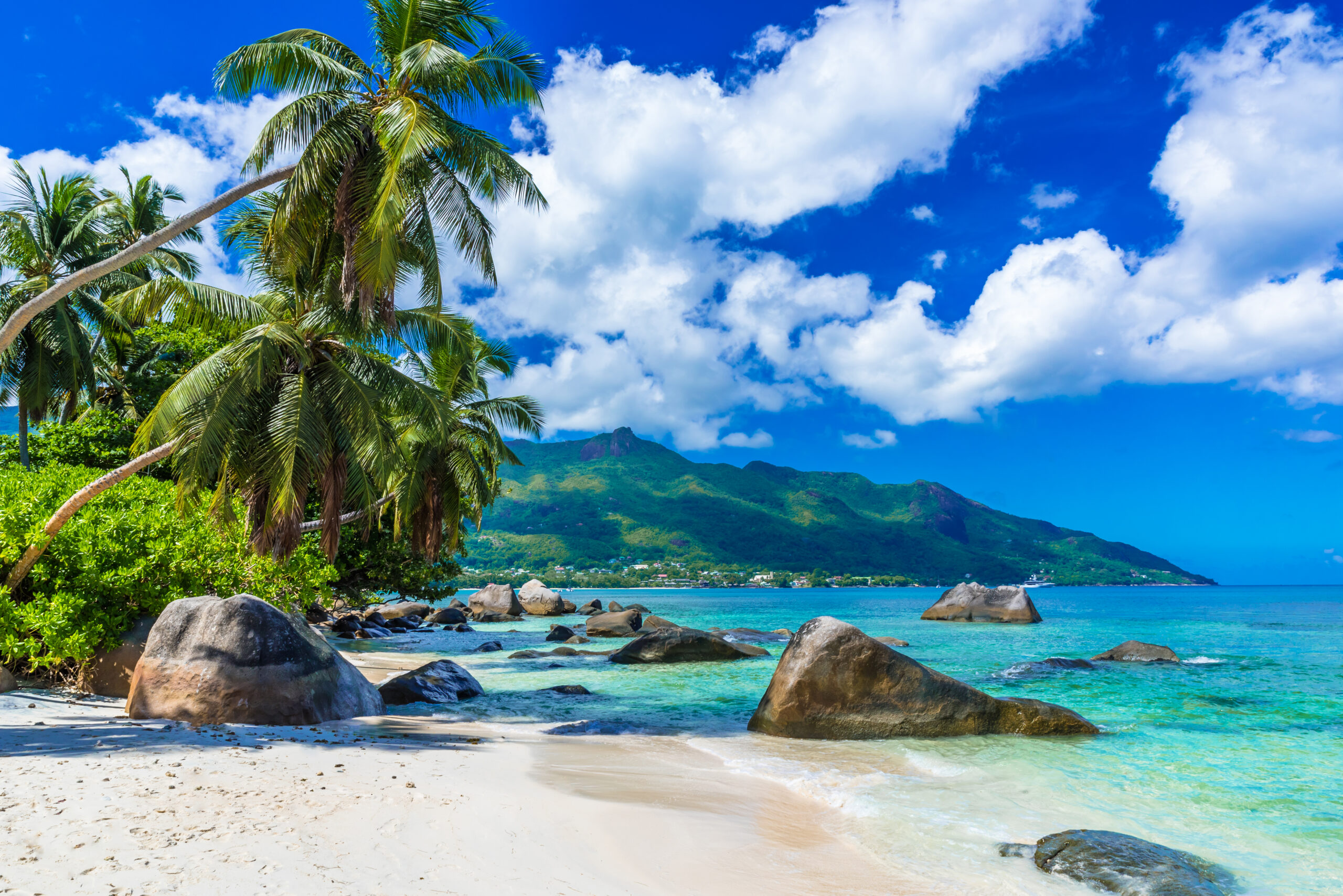 Granitfelsen und Strand auf den Seychellen